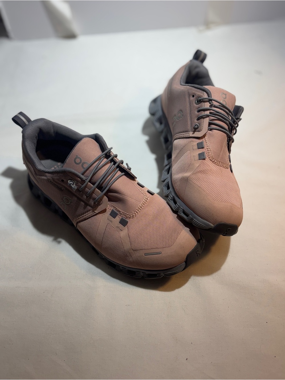 On cloud six waterproof pink  women’s shoes size 8.5